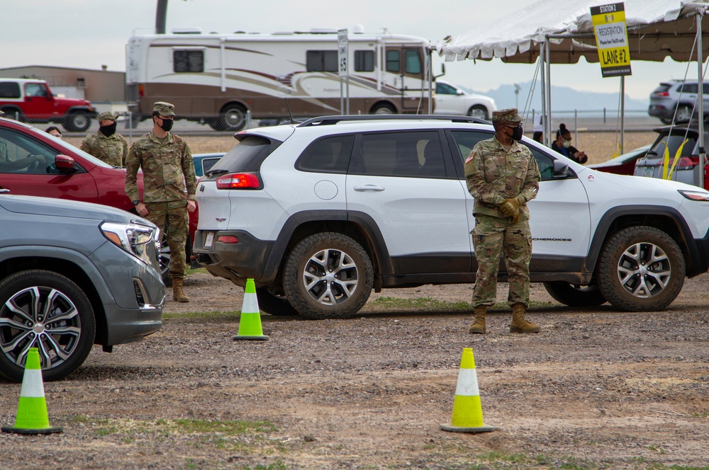 Arizona National Guard Assists Gila River Indian Community Vaccine Distribution Event