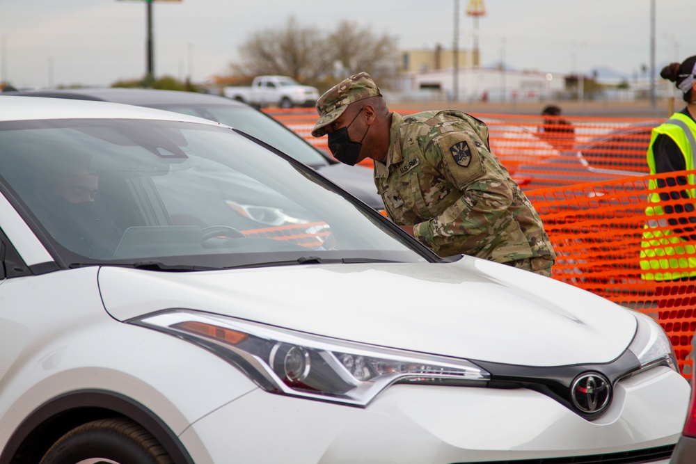 Arizona National Guard Assists Gila River Indian Community Vaccine Distribution Event