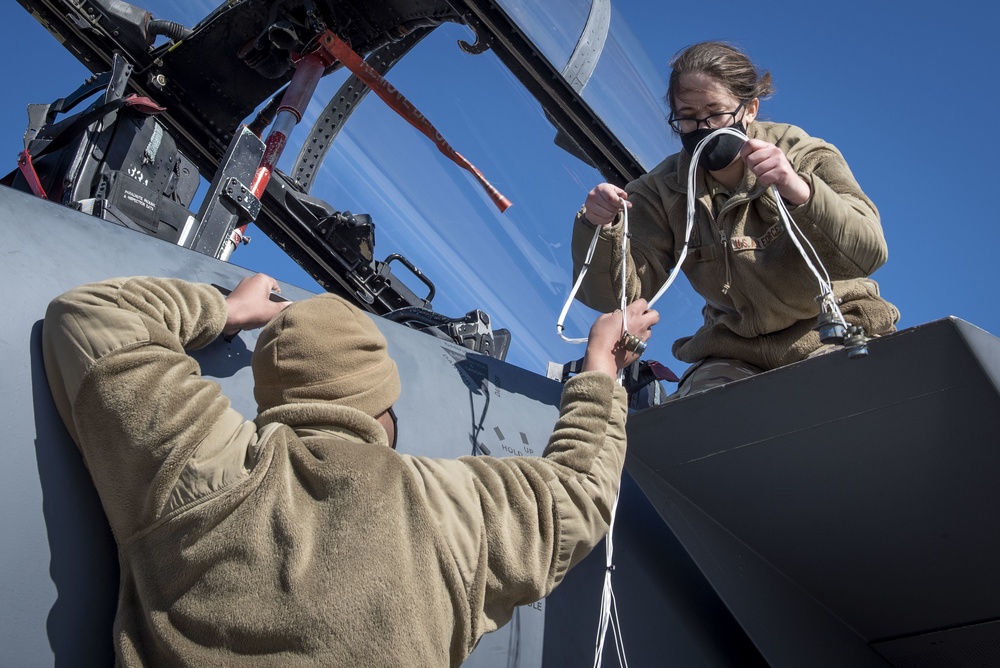 Airmen develop, implement test for F-15E RECCE pod adapter system, wiring