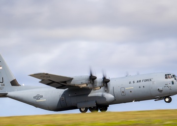 13th FS Sends the Jets During Cope North 21