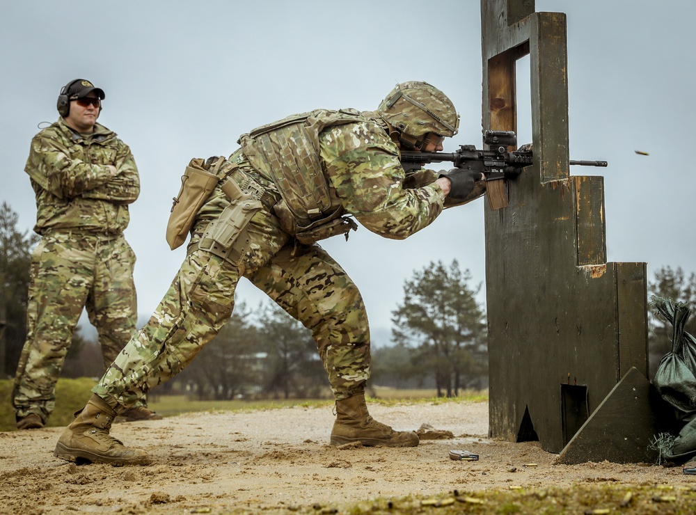 Marksmanship Master Trainer team leads training for 2nd Cavalry Regiment