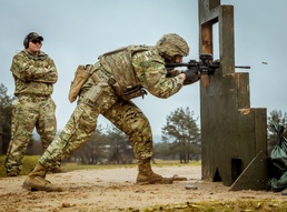 Marksmanship Master Trainer team leads training for 2nd Cavalry Regiment