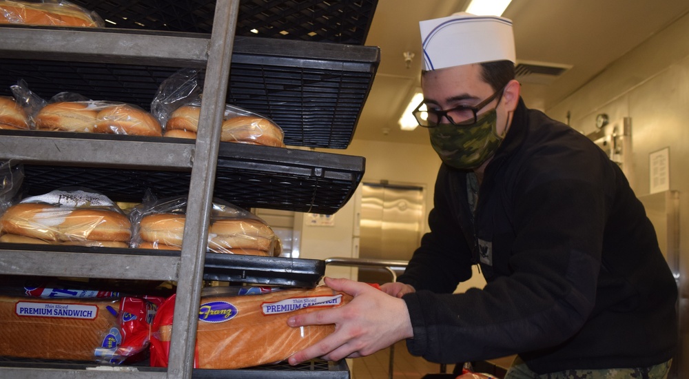 Winter Storm doesn’t deter patient nutritional needs at Naval Hospital Bremerton