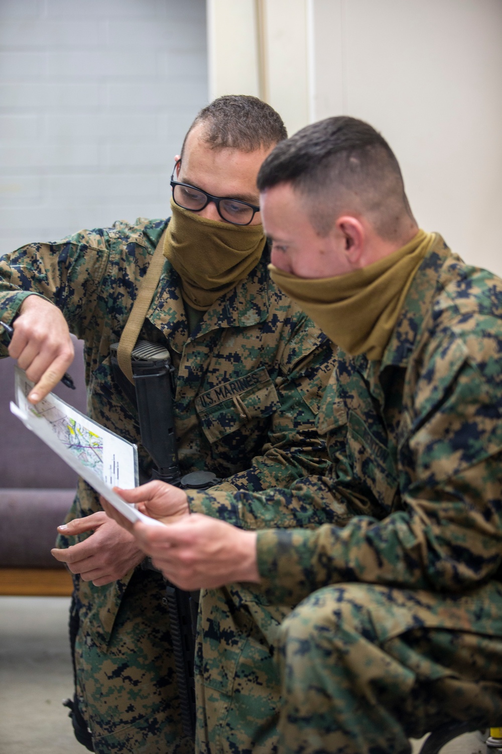 IMC inctructors teach Marines land navigation