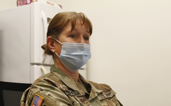 U.S. Army Arizona National Guard Ltc. Joann Shoffner validates and schedules AZ-ESAR-VHP program volunteers for training.