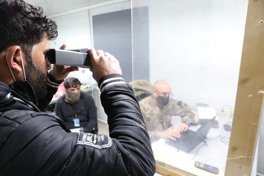 310th ESC Soldiers use biometrics to vet truck drivers sustaining Syrian ops