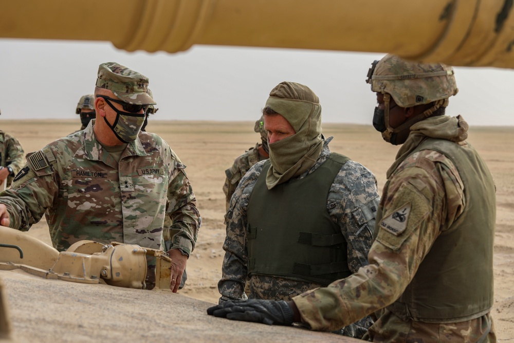 NAVCENT visits 2ABCT in Kuwait