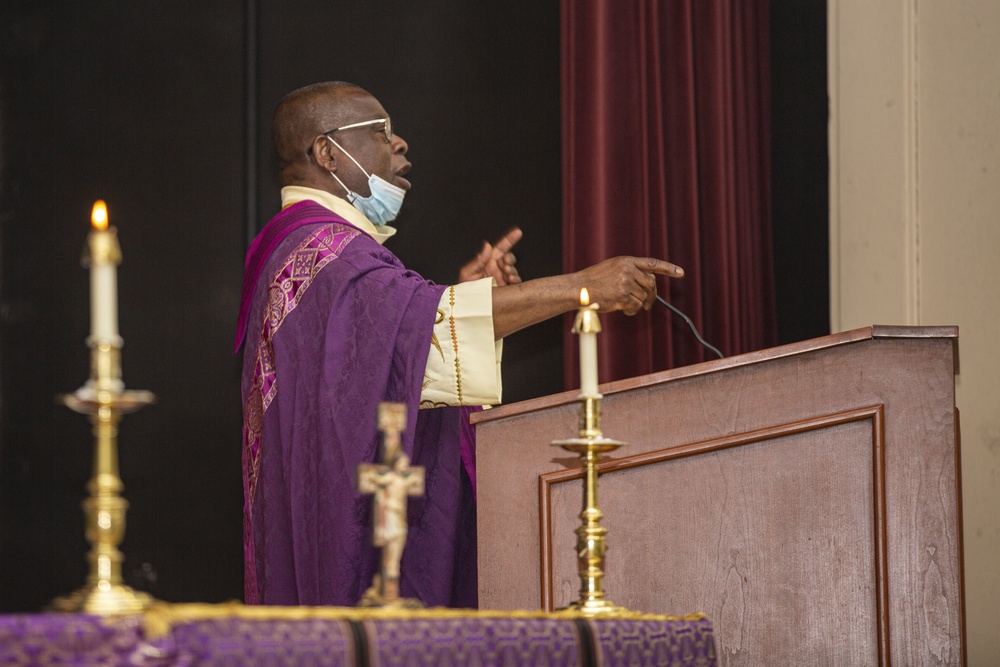 U.S. service members and families begin Lent on Camp Lejeune