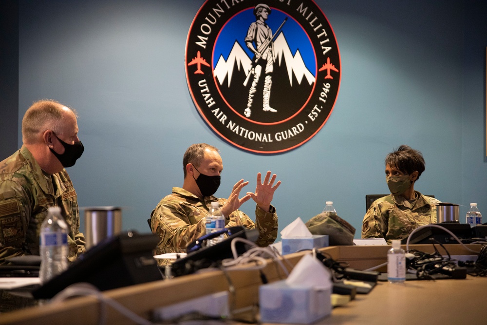 75th ABW command team visits with Utah ANG leadership