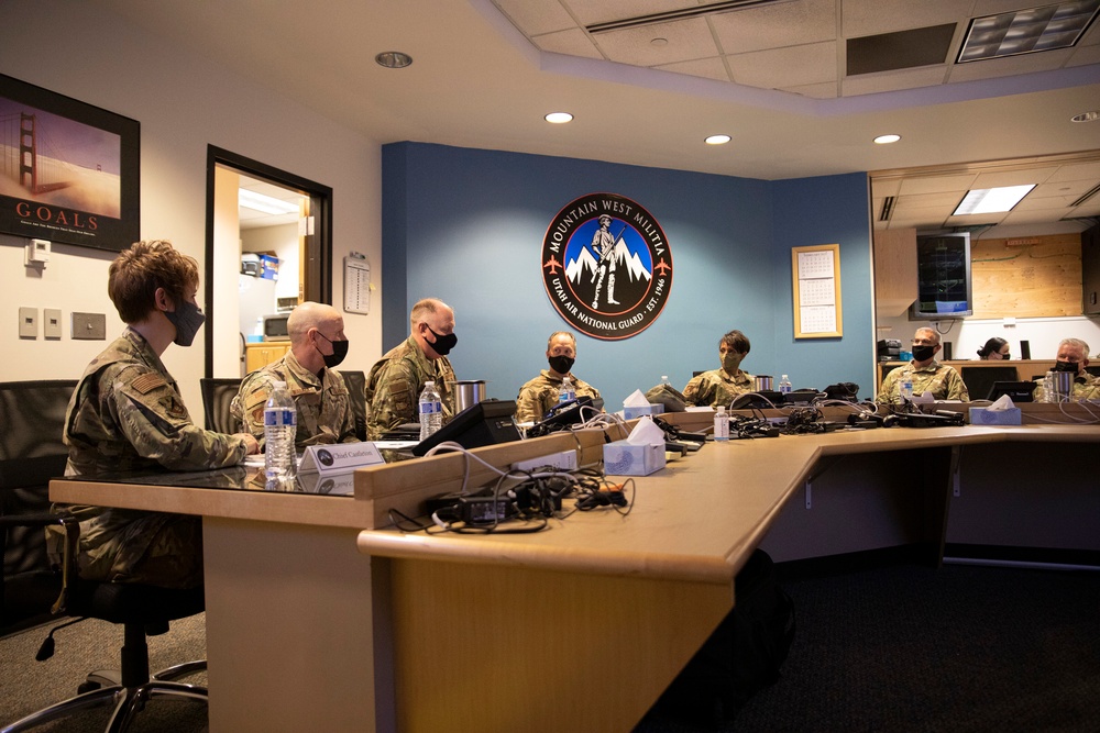 75th ABW command team visits with Utah ANG leadership