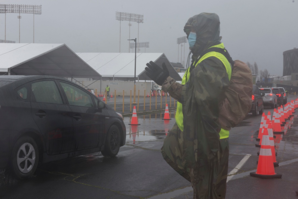 Guardsmen test max vaccine supersite capabilities with a soft launch