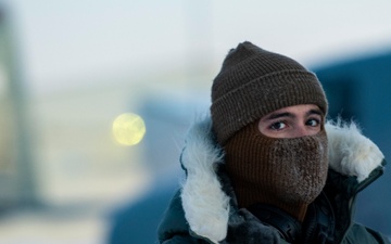 Arctic Airlift, 374th AW assists Army in sub-zero training
