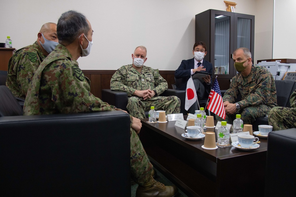 Brigadier General Wellons Visits Sasebo