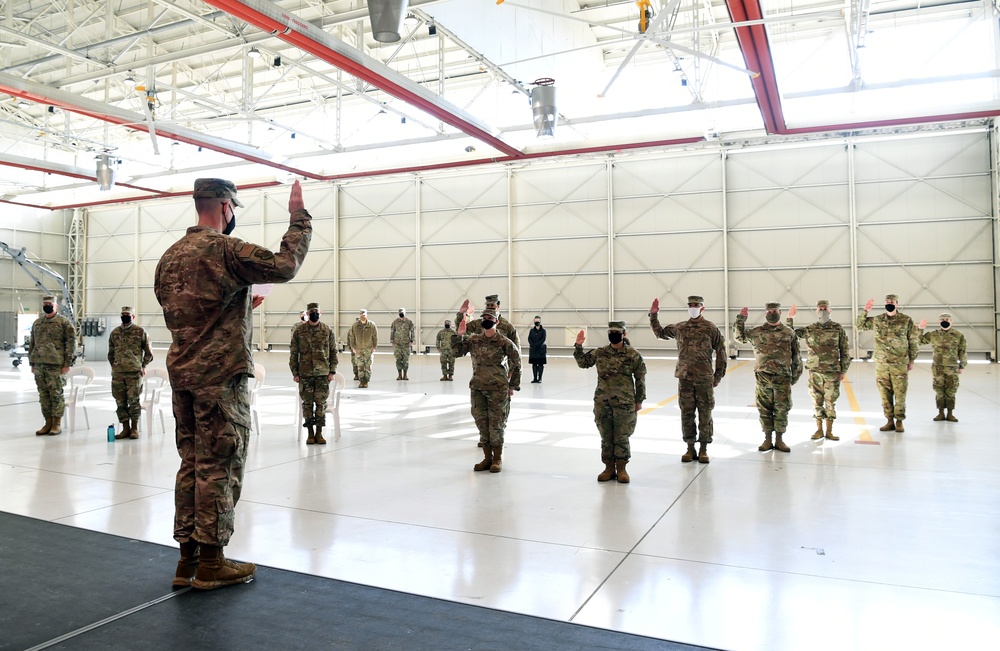 31st FW enlists Airmen into USSF