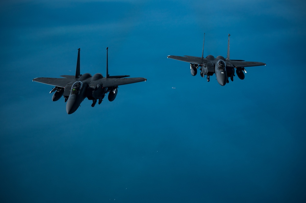 F-15E Strike Eagles watch over troops in CENTCOM