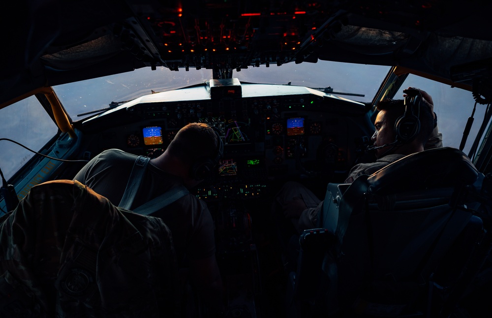 350th EARS provides fuel to F-16s