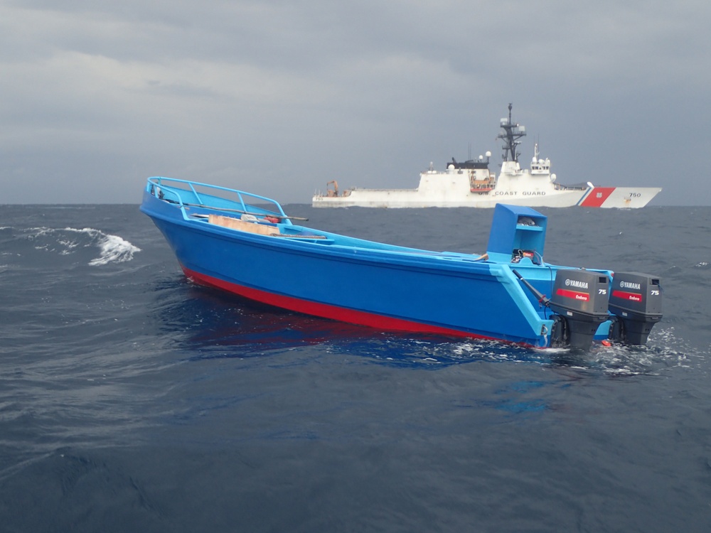 Coast Guard Cutter Bertholf crew seizes cocaine in the Eastern Pacific Ocean