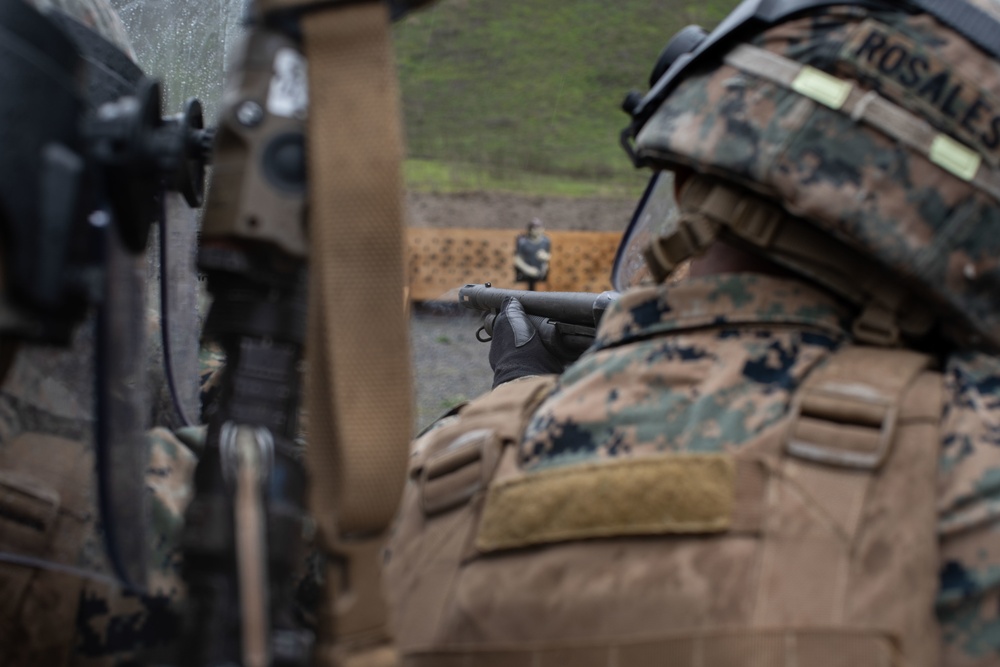11th MEU conducts non-lethal weapons training