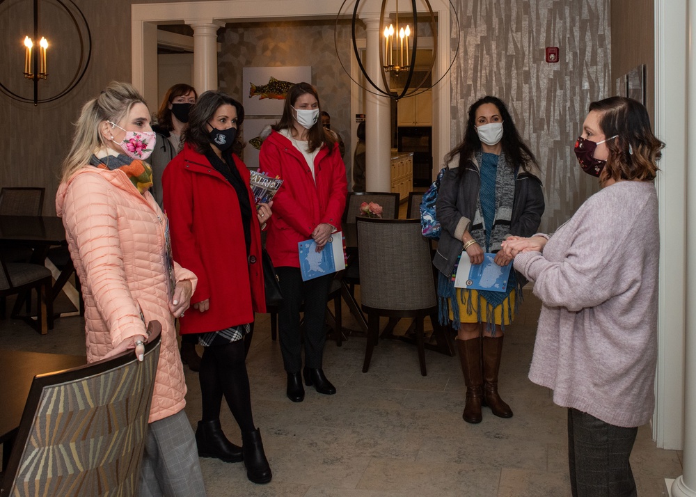 Spouse of COMPACAF visits Fisher House II