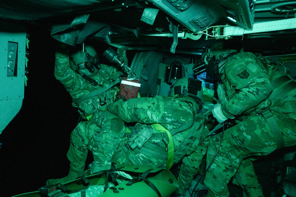 Isolated and Wounded Personnel Rescue Hoist Recovery Exercise for Charlie Company 6-101