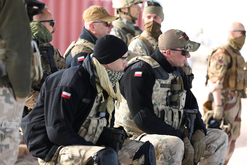 Polish Soldiers Host Shooting Competition at AAAB