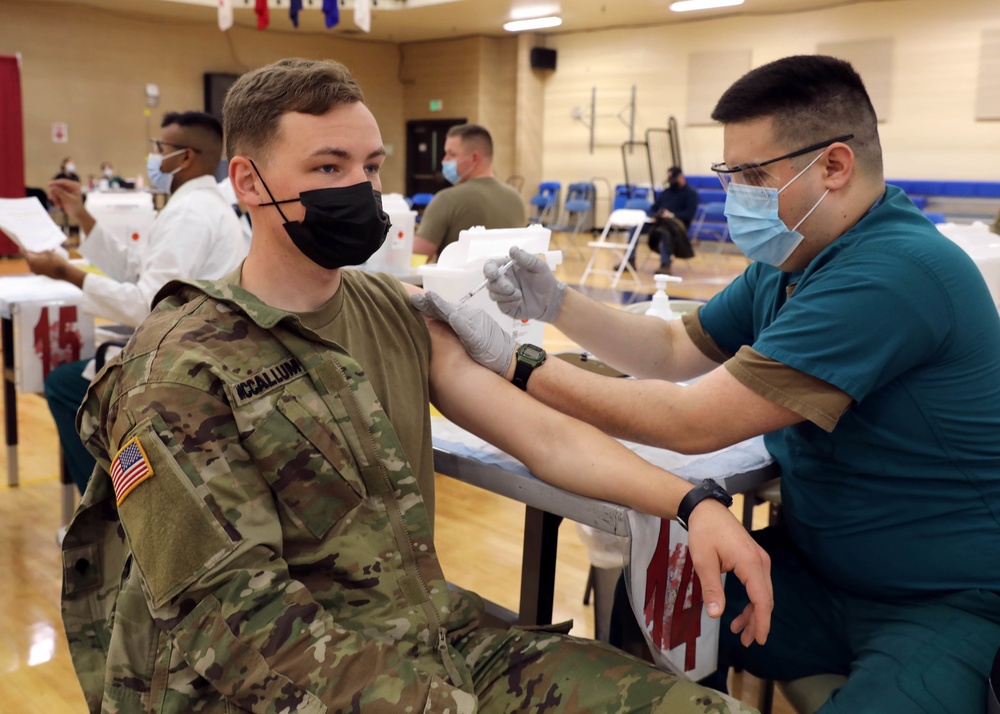 NY National Guard Soldiers receive COVID-19 vaccine while on mission in Washington, D.C.