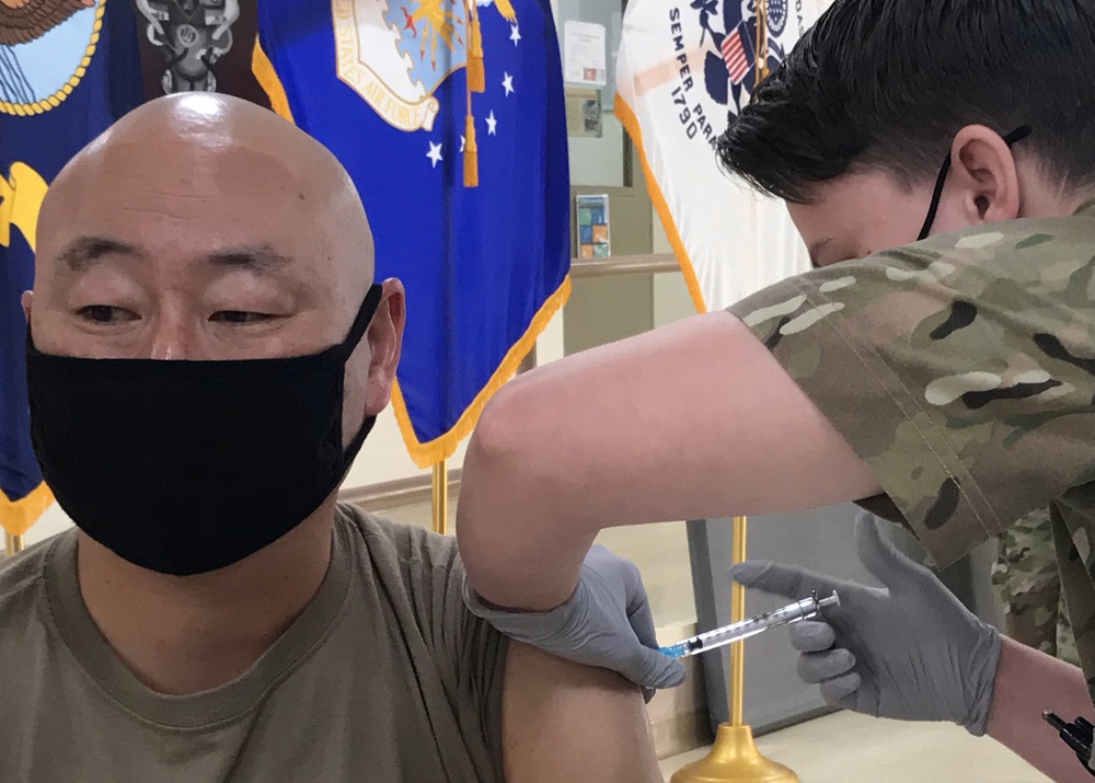 Civilian, military medical personnel deployed to Kuwait get second COVID-19 vaccinations