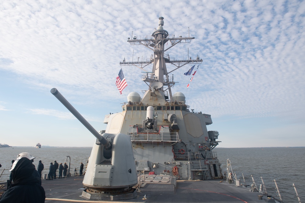 USS Mahan Departs for Deployment