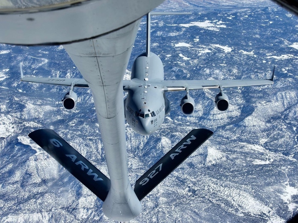 Refueling over the Grand Canyon