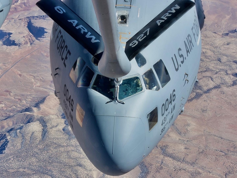 Refueling over the Grand Canyon