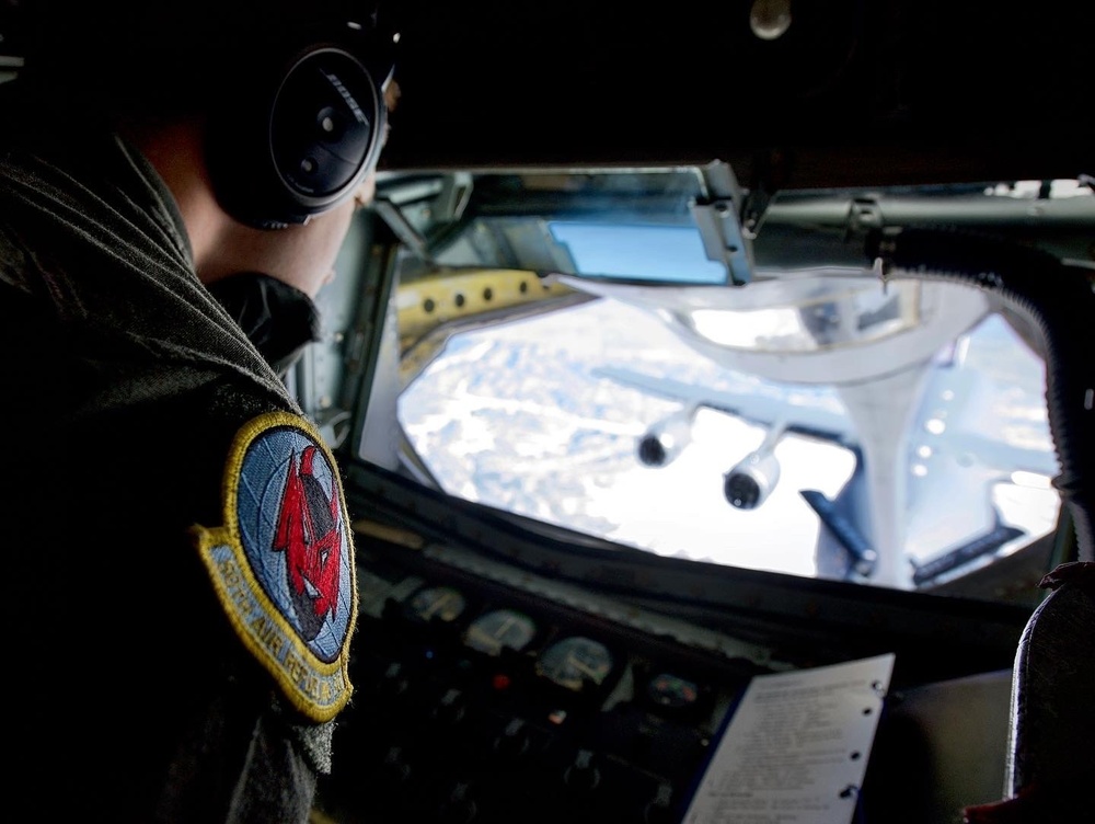 Refueling over the Grand Canyon