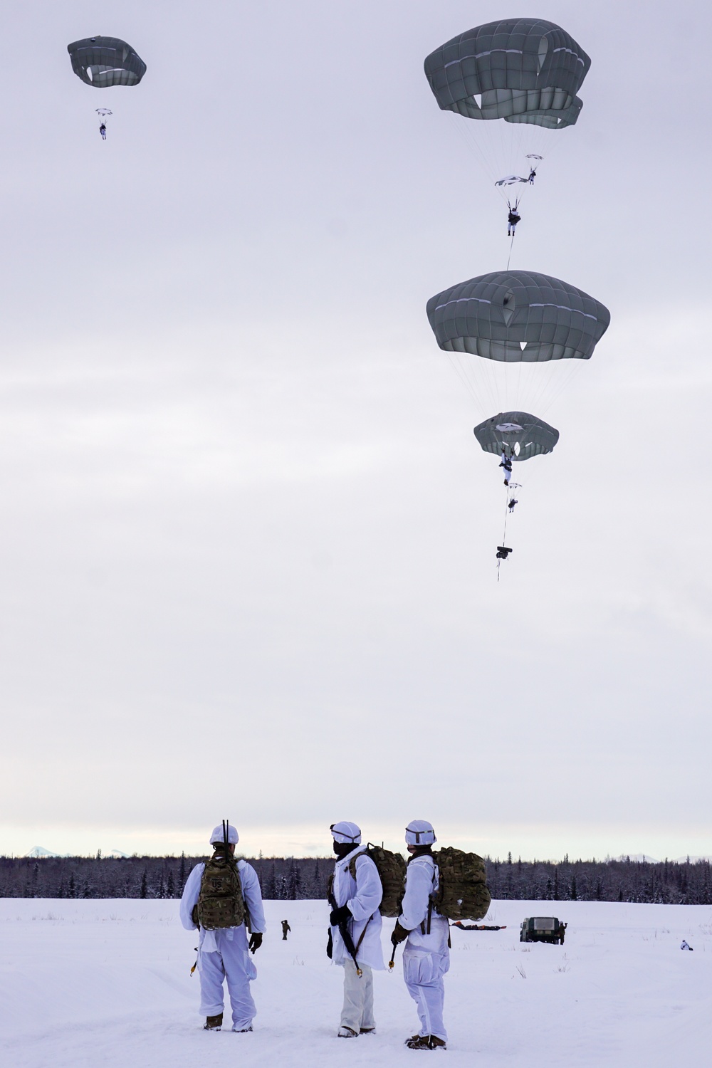 Spartan Paratroopers Finish Arctic Warrior 21 with Airborne Operation