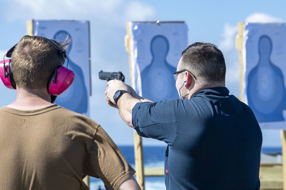 USS Conducts Gun Qualification Shoot