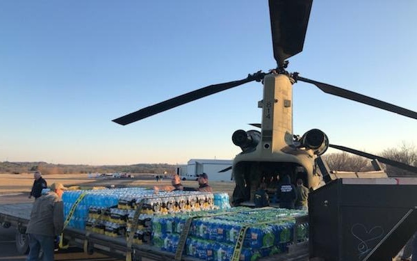 Texas Army National Guard deliver clean drinking water following Winter Storm 2021