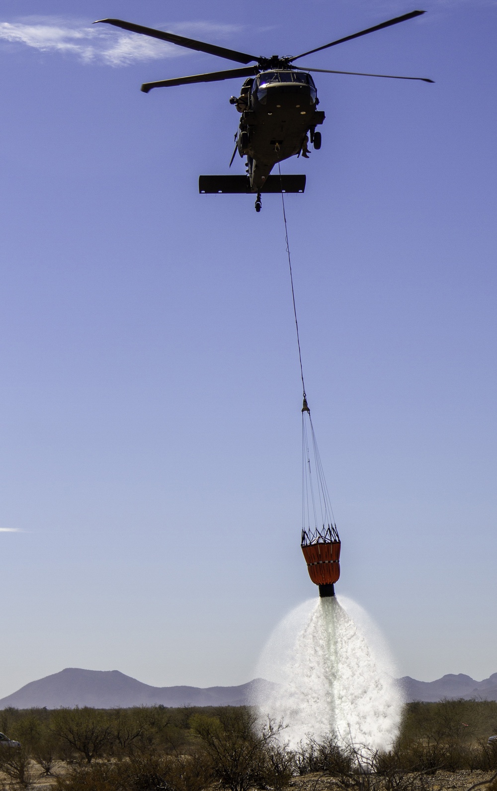 AZARNG Aviation Partners with State, Federal Firefighters for Annual Training