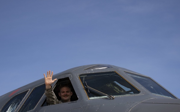 BTF Airmen tour B-52