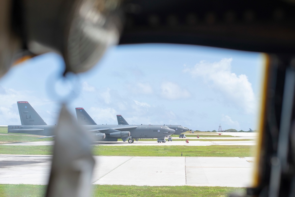 BTF Airmen tour B-52