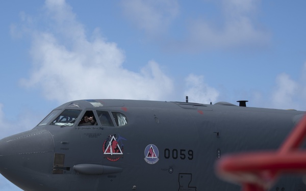 B-52 landing