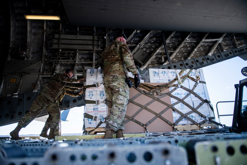 502LRS unloads 80,000 bottles of water after winter storm Uri