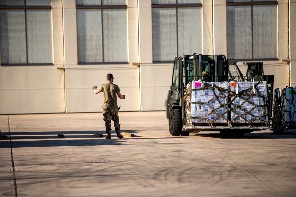 502LRS unloads 80,000 bottles of water after winter storm Uri