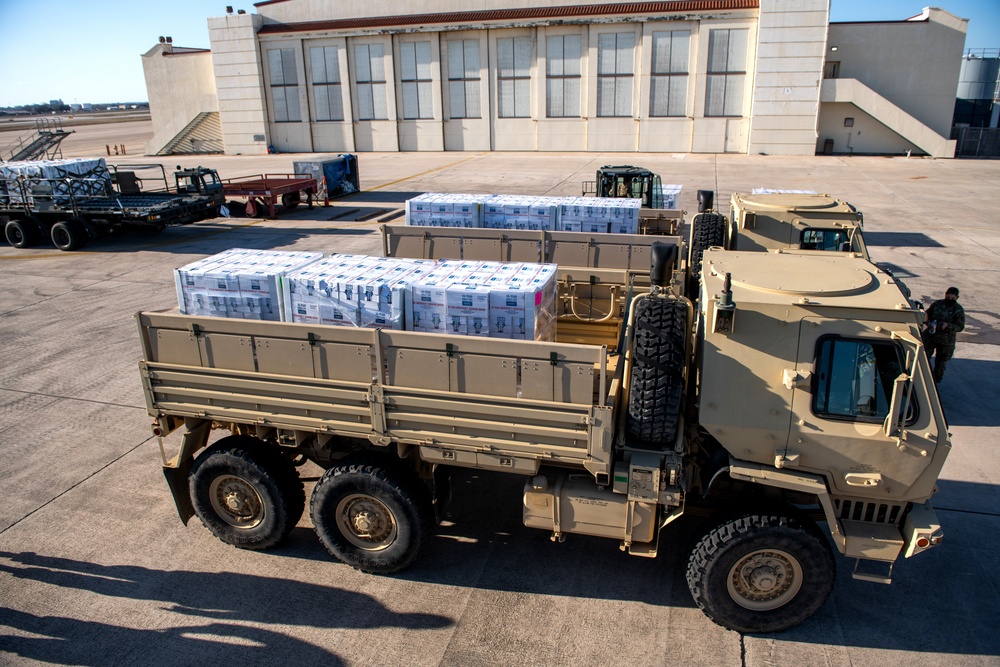 502LRS unloads 80,000 bottles of water after winter storm Uri