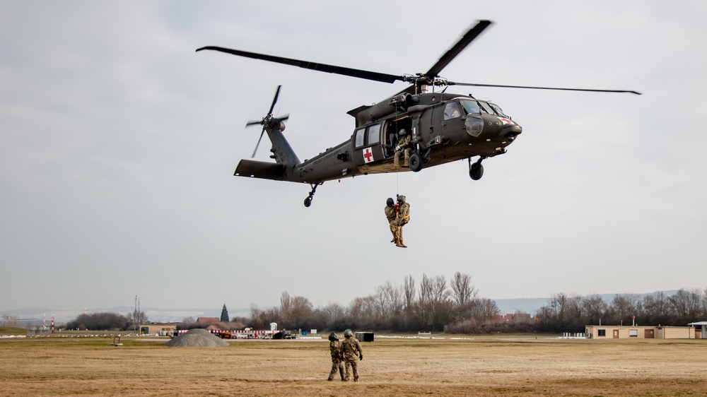 101st CAB Hoist Training