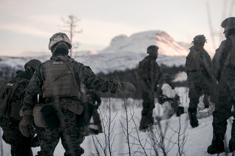 Buddy Rushers: MRF-E Marines Conduct Live-Fire Range