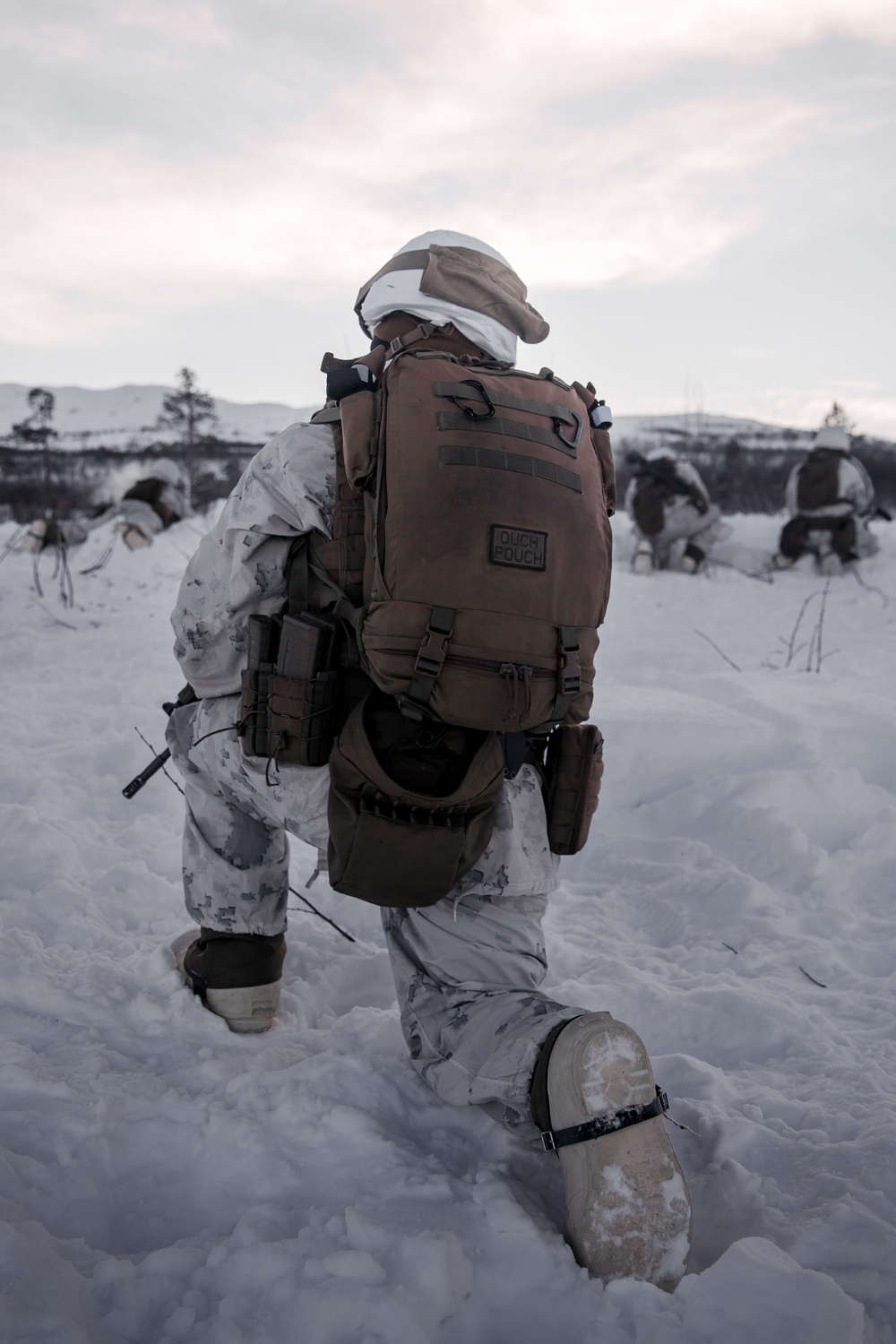 Buddy Rushers: MRF-E Marines Conduct Live-Fire Range