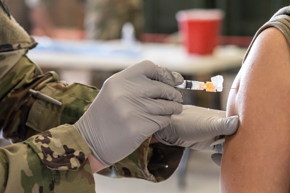 108th Medical Group vaccinates New Jersey Soldiers and Airmen