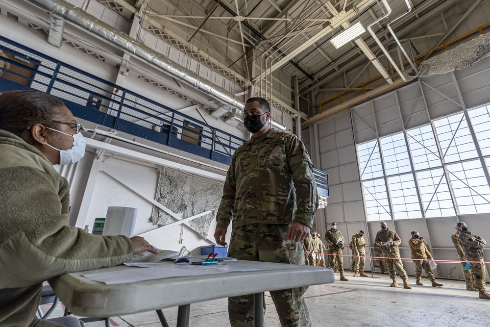 108th Medical Group vaccinates New Jersey Soldiers and Airmen