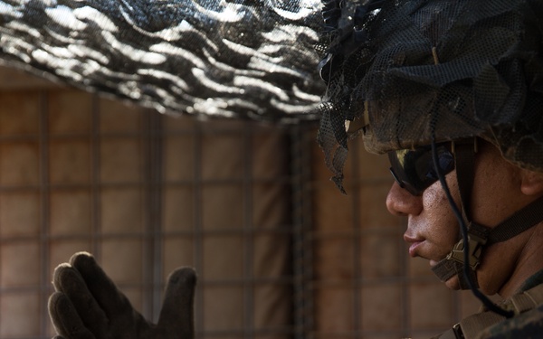 15th MEU Marines prepare to extract from Baledogle Military Airfield