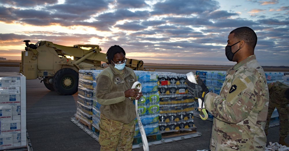 Texas Army National Guard deliver supplies following Winter Storm 2021