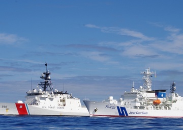 U.S., Japan Coast Guard strengthen capabilities through joint exercise