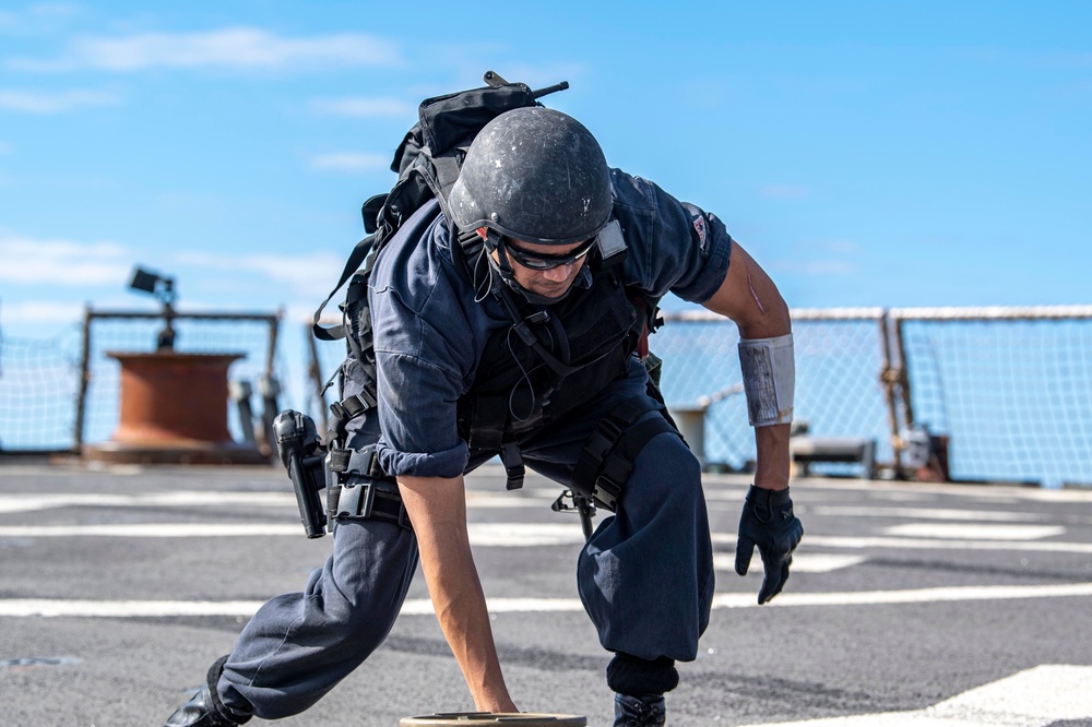 USS Laboon Conducts VBSS Exercise